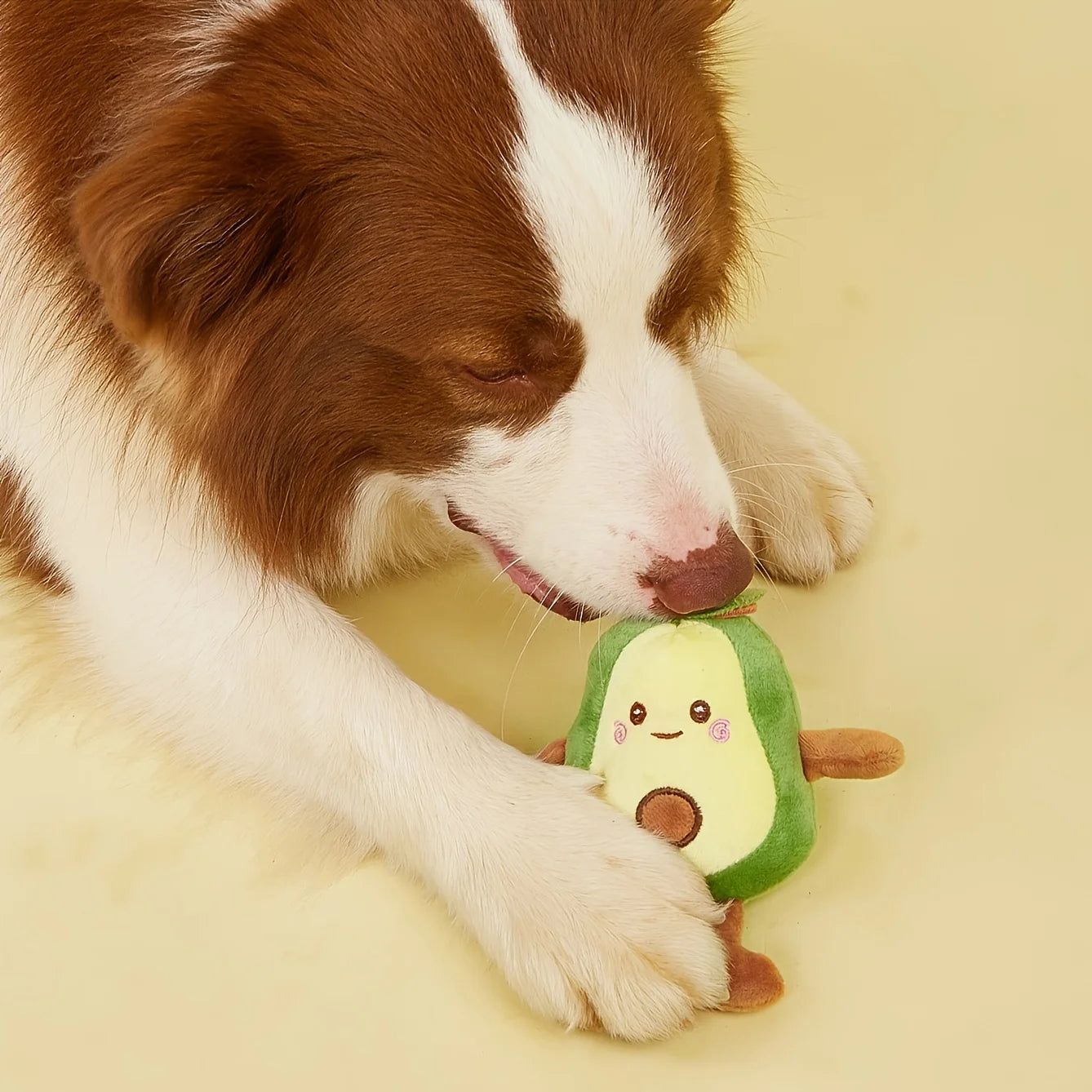 🐾 Squeaky Avocado Plush 🐾